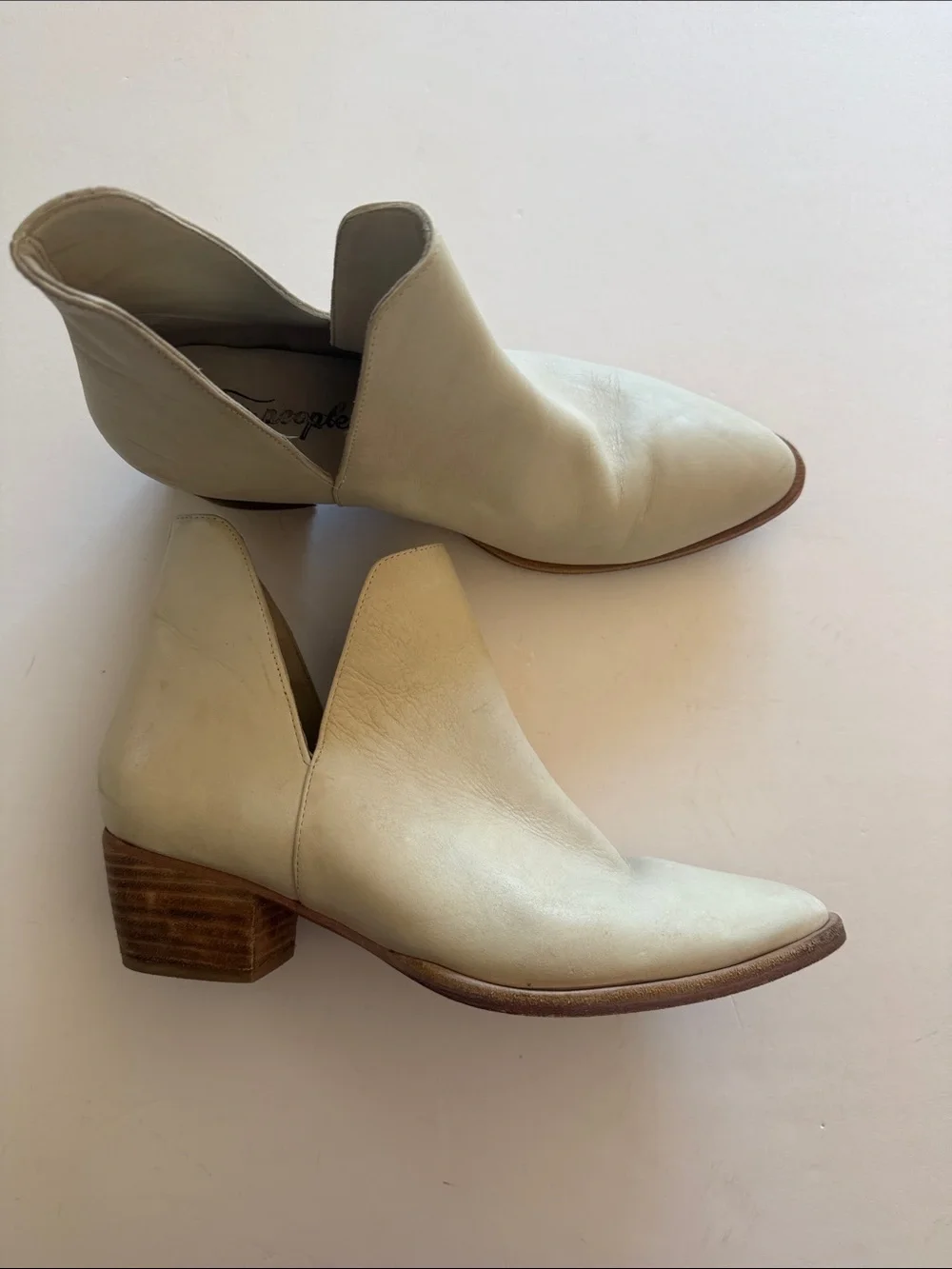 Free People Charm Double-V Cream Leather Ankle Booties size 41